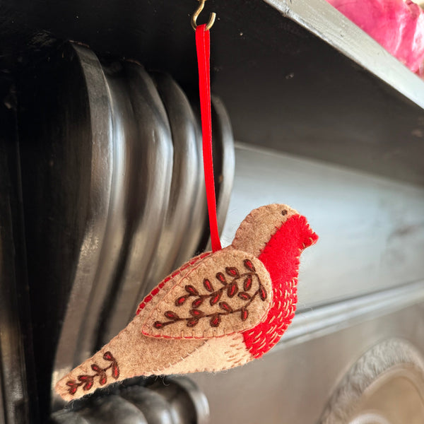 Corinne Lapierre Felt Craft Robin Kit Christmas Hanging Decoration Handmade Christmas