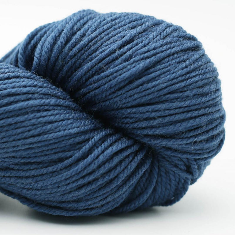 Hey Mama Wolf Skadi Merino d'Arles DK weight organic wool