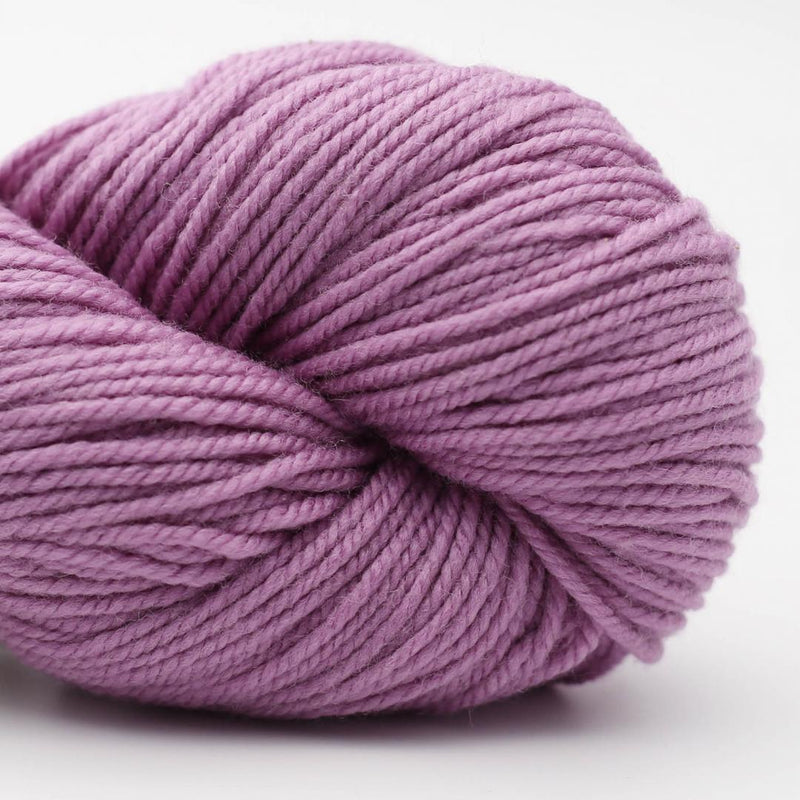Hey Mama Wolf Skadi Merino d'Arles DK weight organic wool