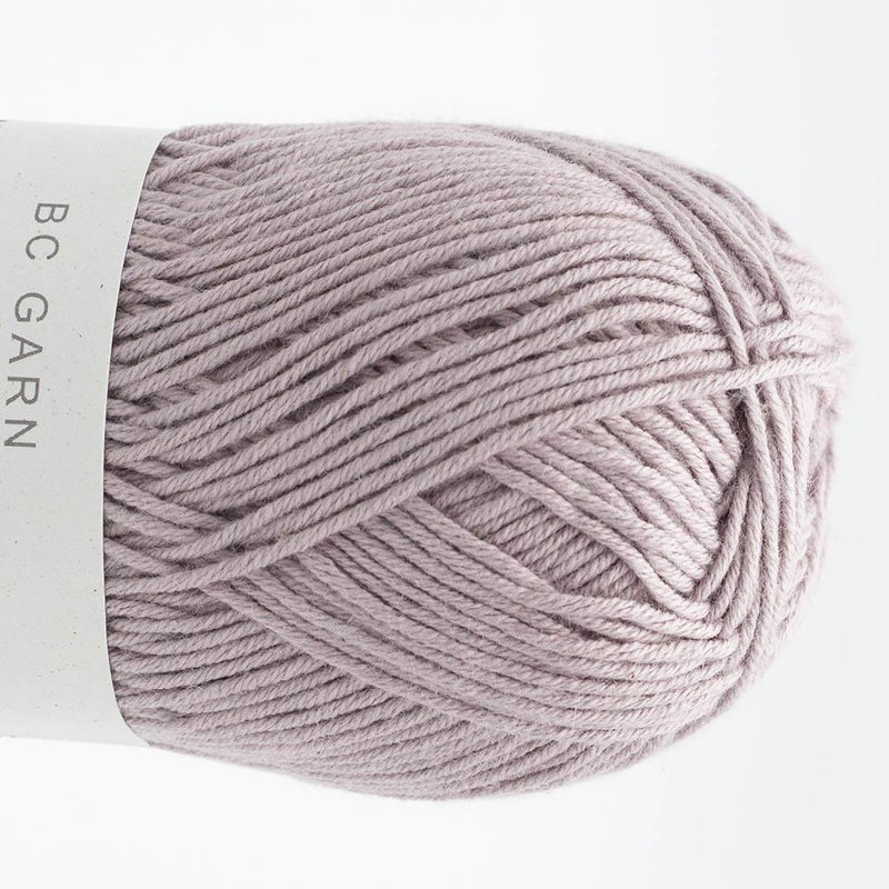 Tulip Shawl Knitting Kit