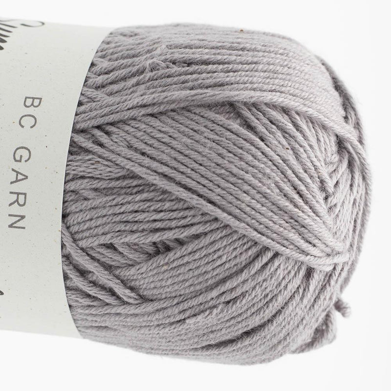Tulip Shawl Knitting Kit